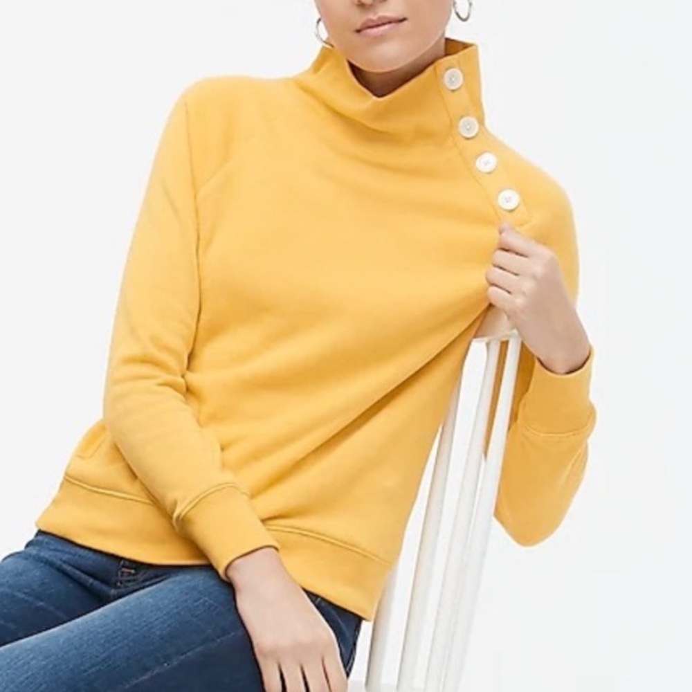 J. CREW Butter Yellow Button-Collar Pullover Sweatshirt (Size Large)